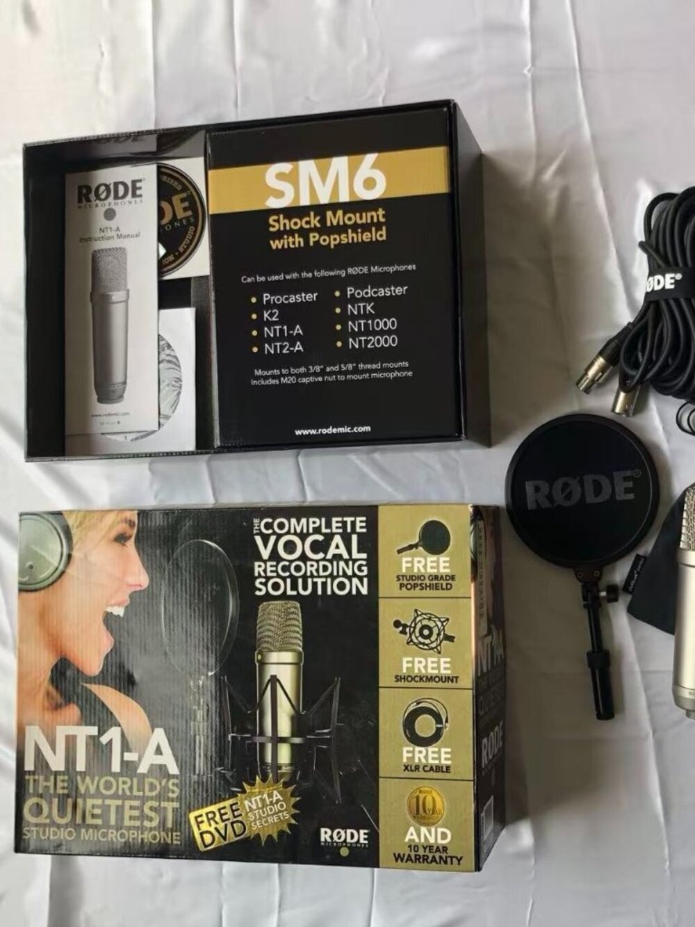 Rode NT1-A Studio Condenser Microphone Complete Vocal Recording Kit